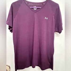 Women’s XXL Under Armour top